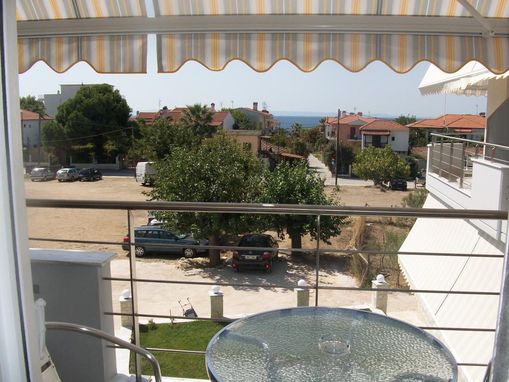 Mavridis Rooms Nikiti  Zimmer foto